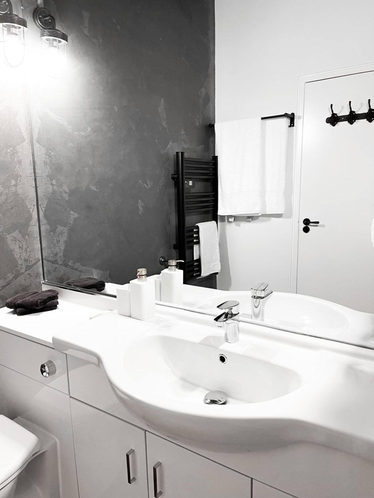 Stylish Loft Apartament - City Center L1 Liverpool Exterior photo